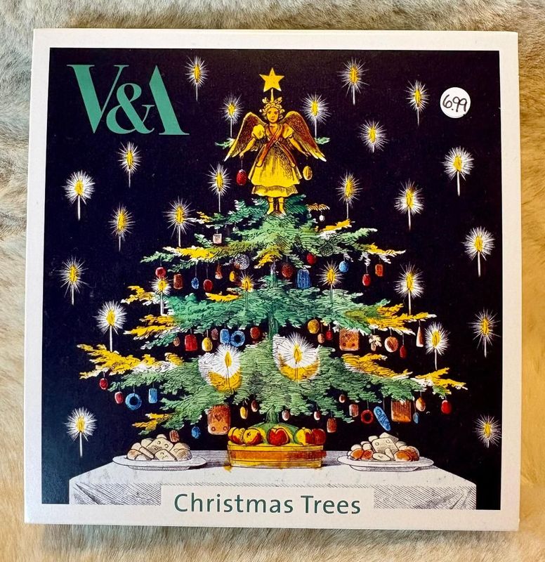 20 'V&A Christmas Trees' Xmas Card Pack