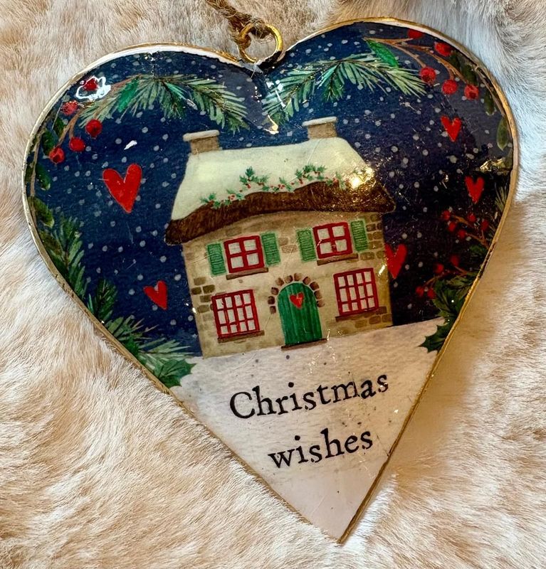 'Xmas Metal Heart' - E