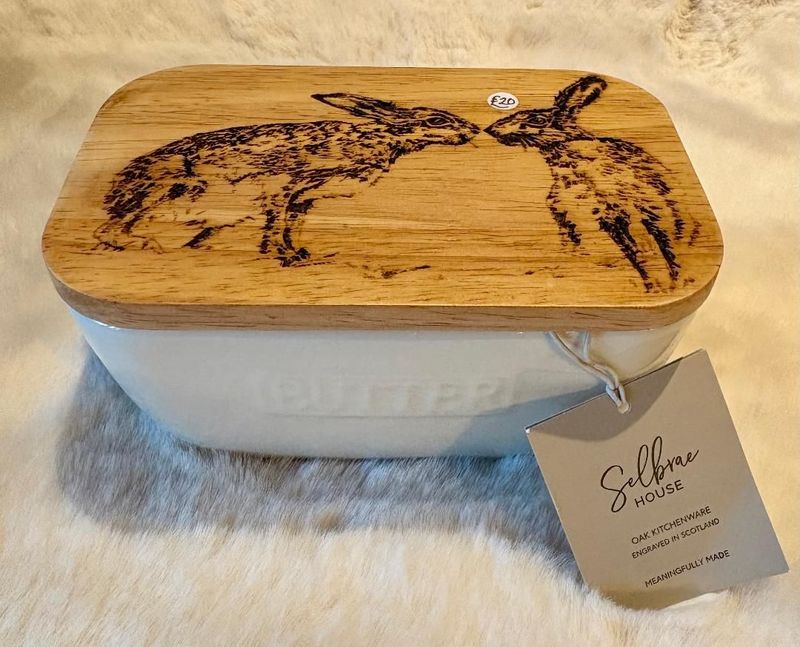 'Kissing Hares' Butter Dish