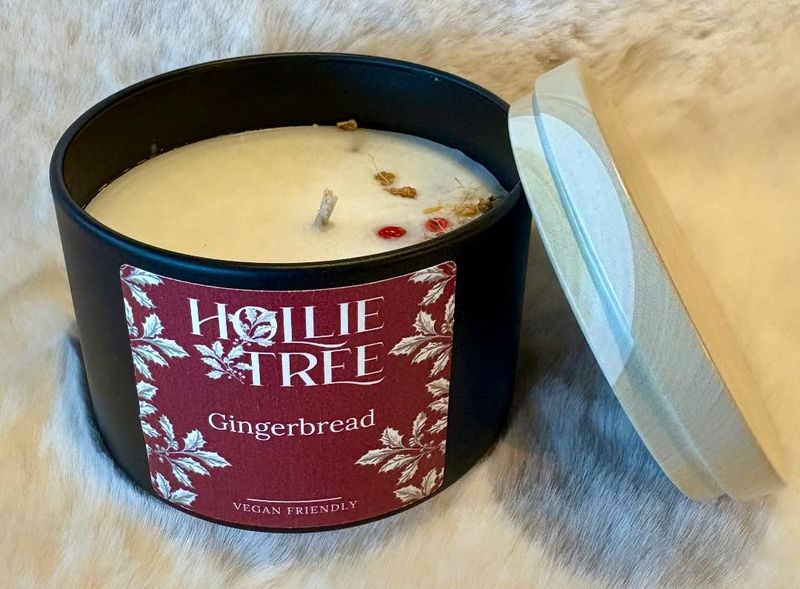 'Gingerbread' Tin Candle