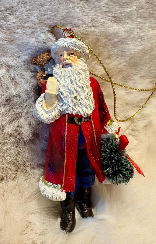 'Nostalgia Santa' Decoration - B