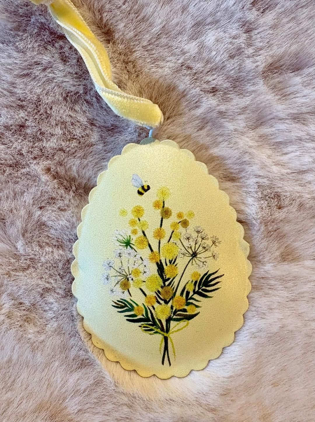 Yellow 'Pillow-Egg' Metal Decoration