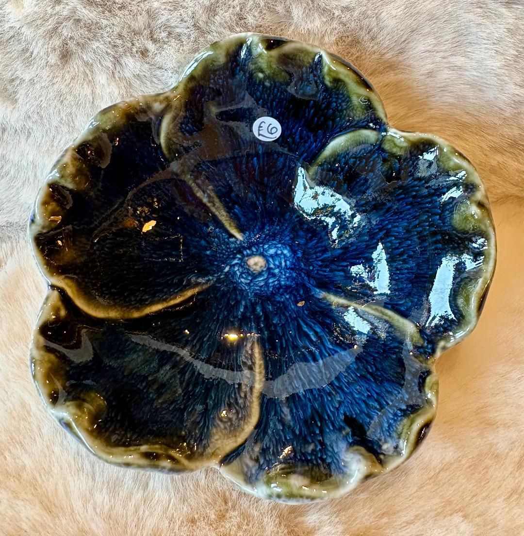 'Anenome' Trinket Dish - Indigo