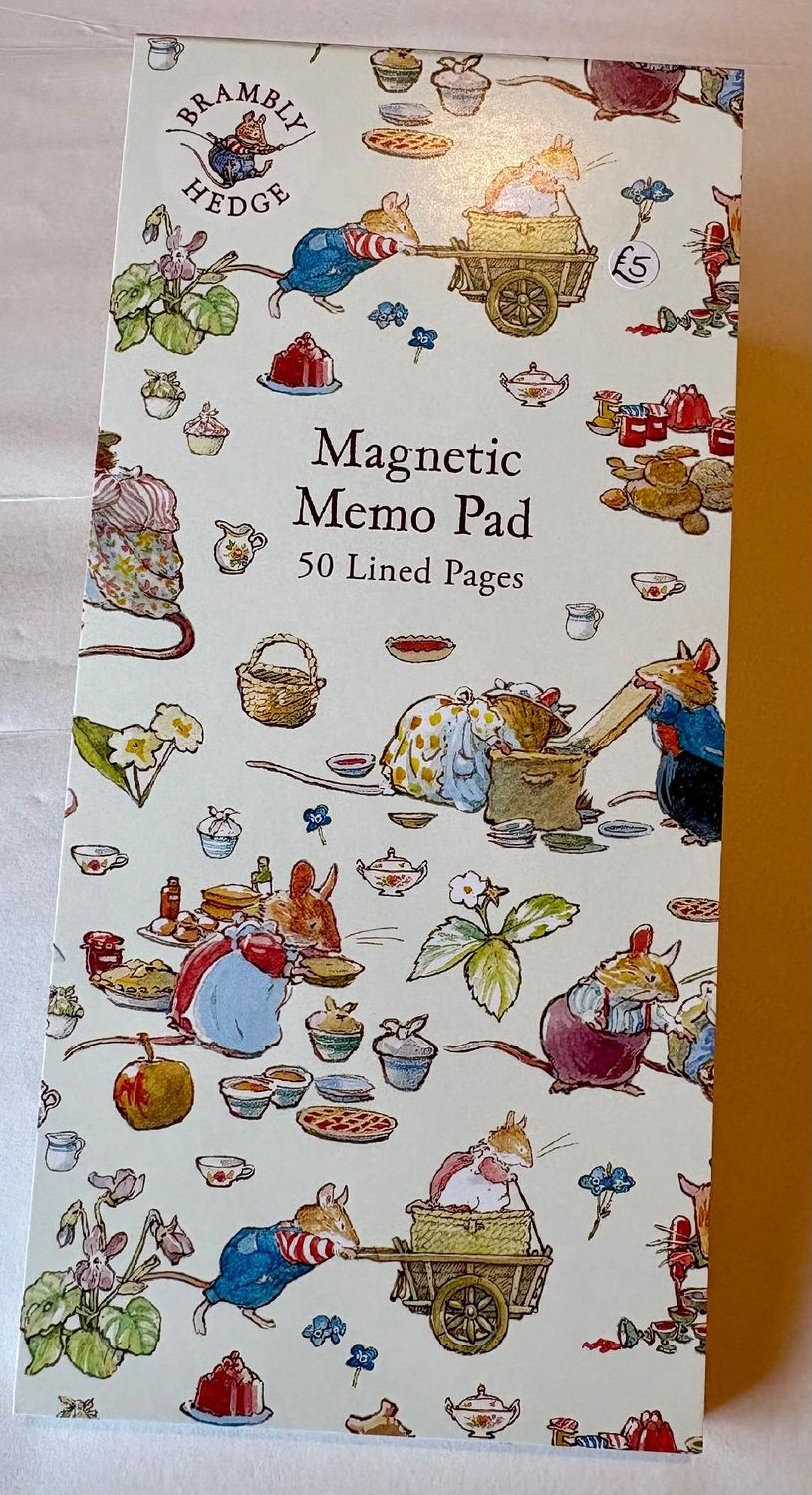 'Brambly Hedge' Magnetic Memo Pad