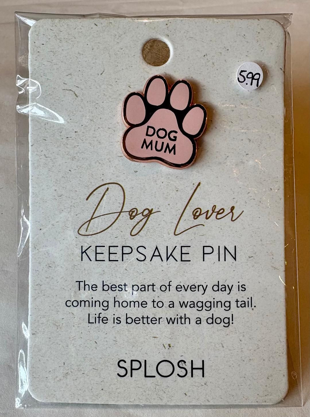 'Dog Mum' Keepsake Pin Badge