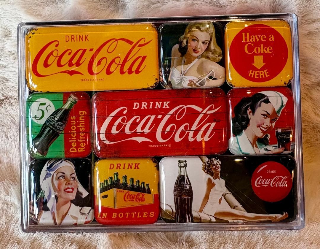 'Coca Cola' Box/9 Magnets