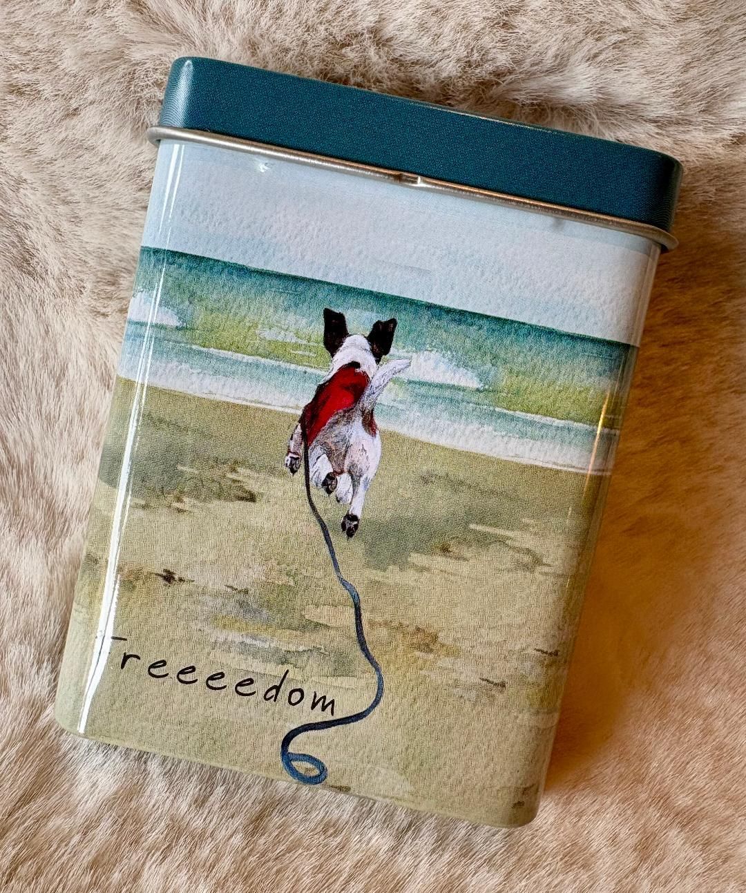 'Freeeedom' Treats Tin
