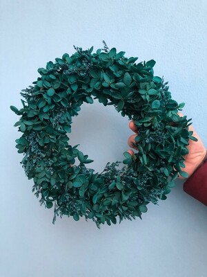Wreath on the door Emerald hydrangea