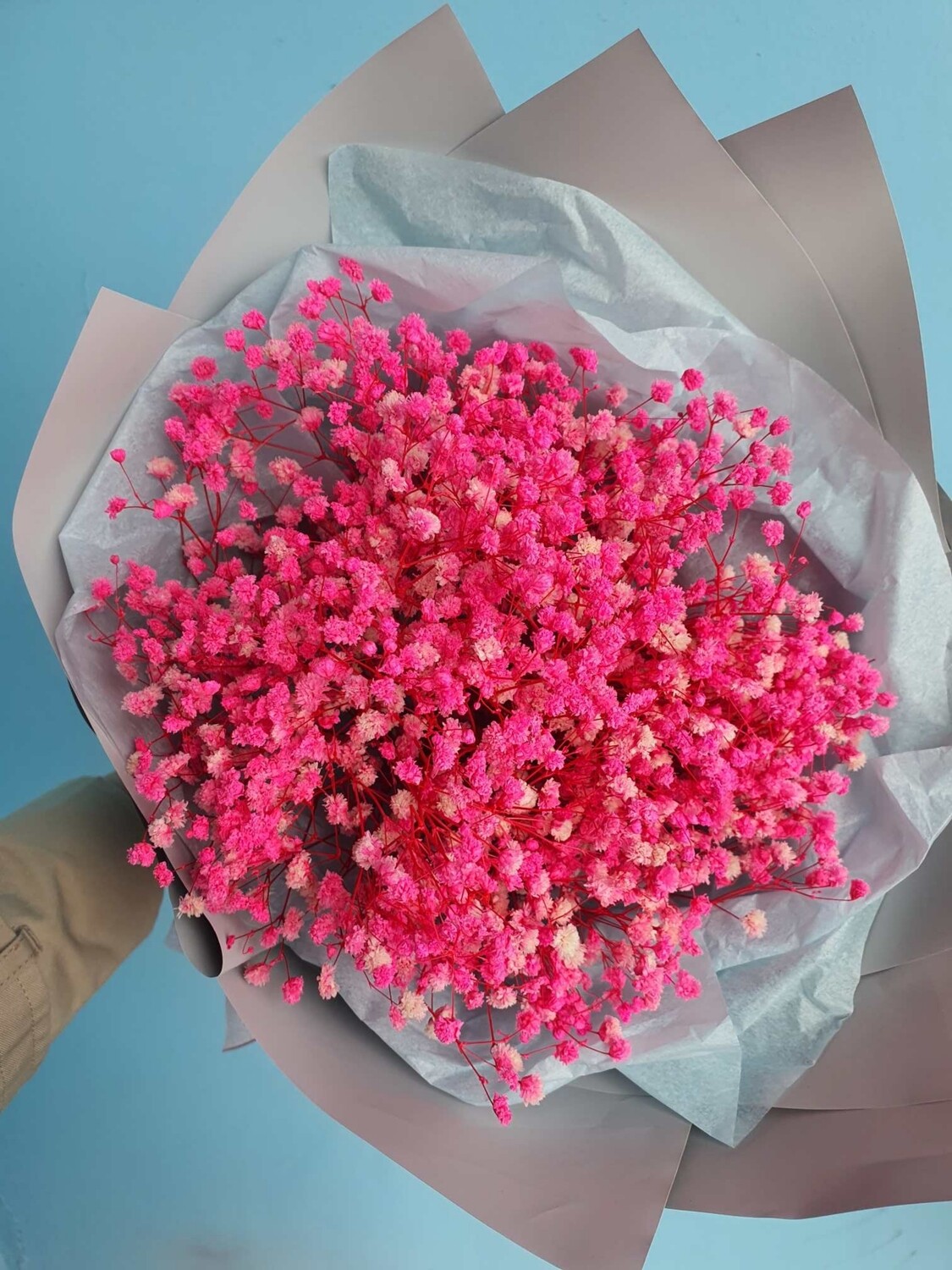 Bouquet of stabilized gypsophila bright pink