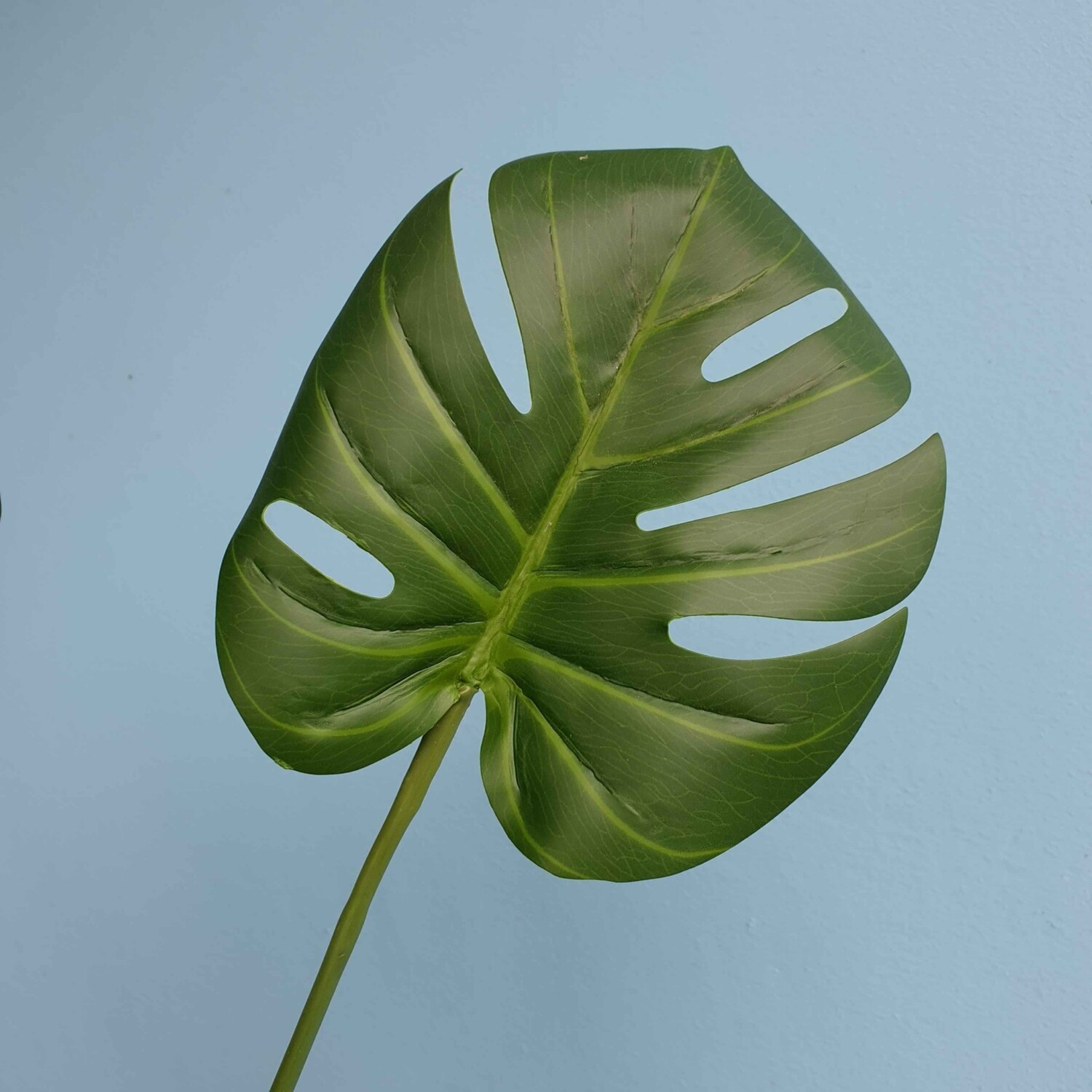 Лист пальмы зеленый искусственный 40см×18см