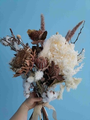 Bouquet natural with artichoke