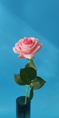 Роза розовая искусственная