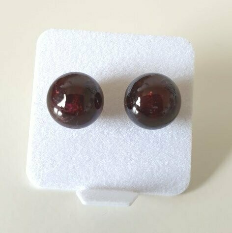 Boucles clous grenat