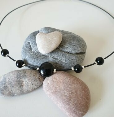 Tour de cou rigide onyx noire disque