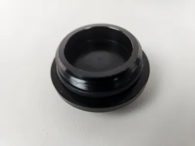 Crankshaft Inspection Plug Suzuki Hayabusa (99–25), GSXR1000 (01–25), GSXR750 (00–25), GSXR600 (01–25)