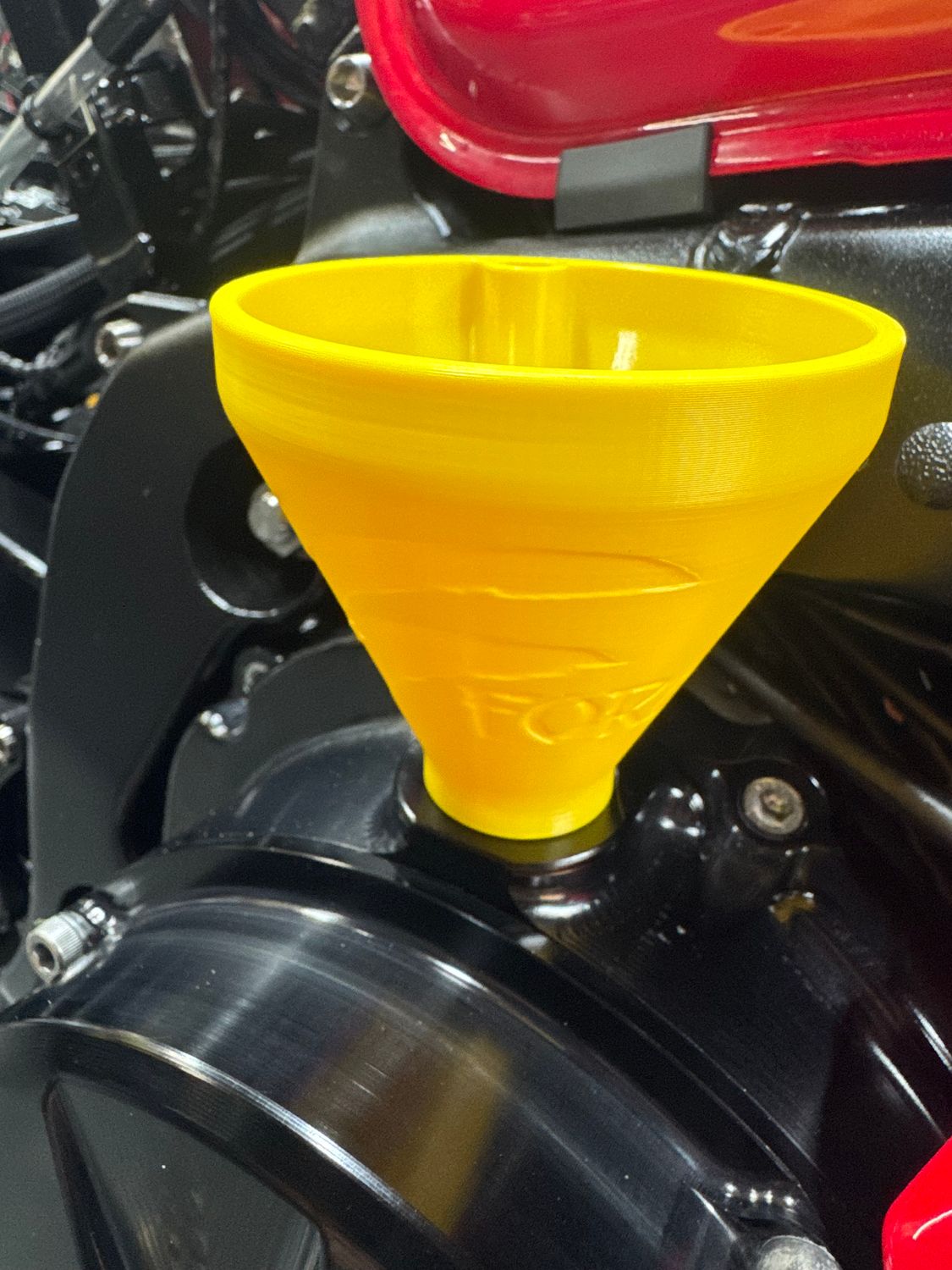 G Force 3D Printed Screw In Oil Fill Funnel with Vent G Force 3D Printed Screw In Oil Fill Funnel with Vent