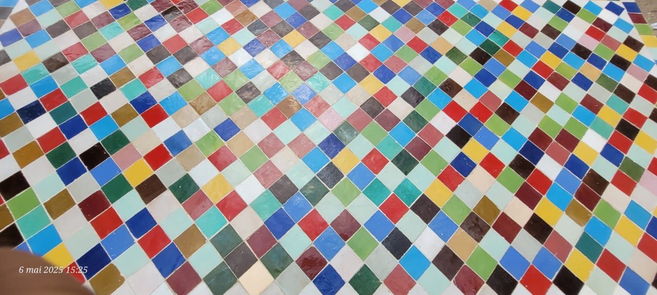 Mesas Zellige multicolor desde Mesas Zellige multicolor desde