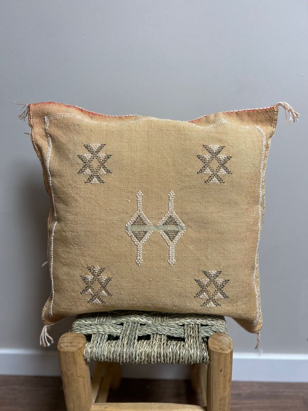 Cojín Sabra Charkia Melocoton pastel