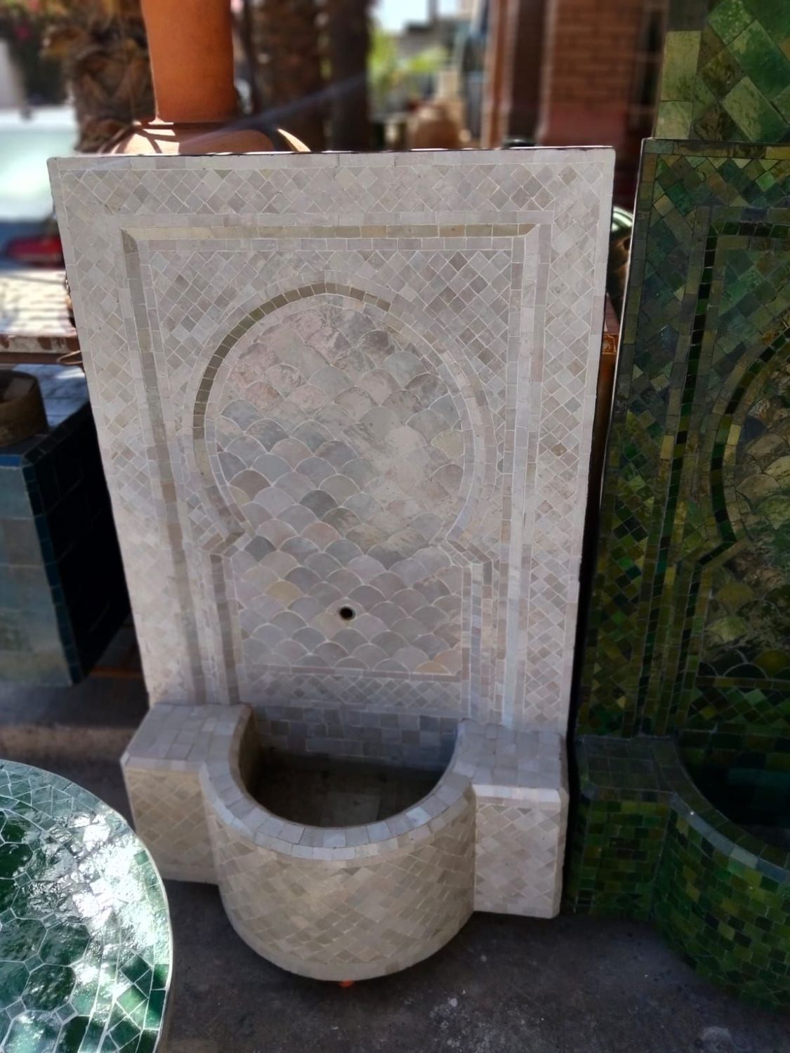 Fuente Árabe Najwa 128 x 76