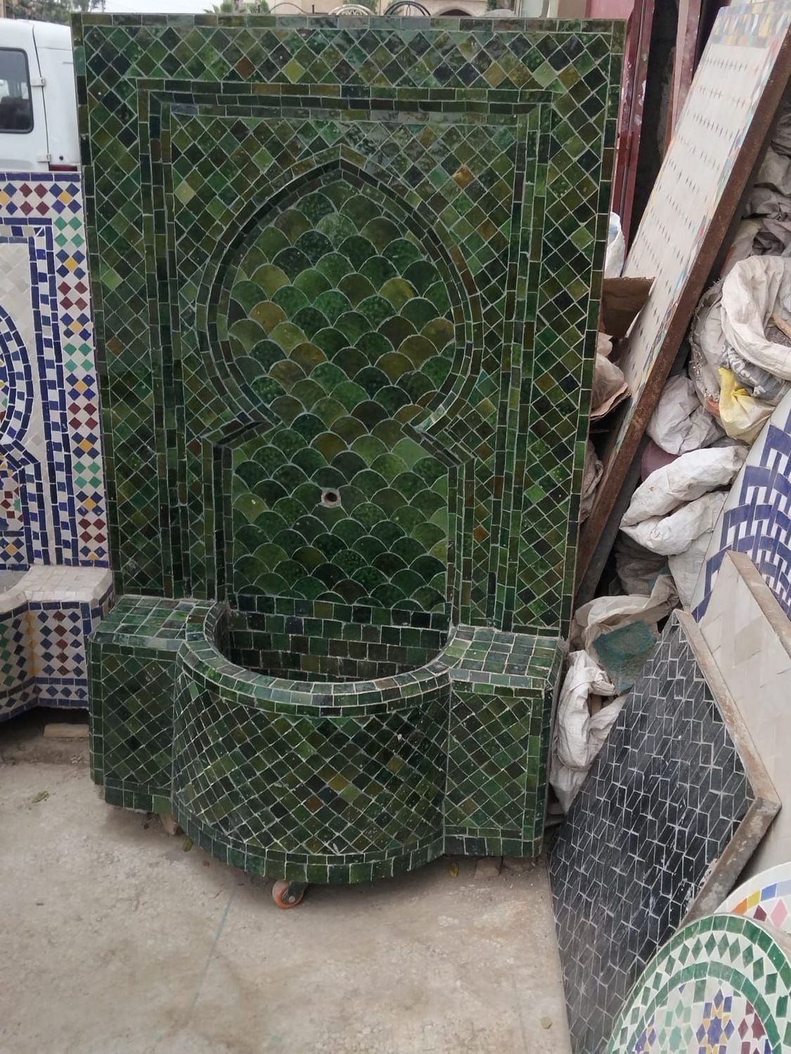 Fuente Árabe Najwa 128 x 76