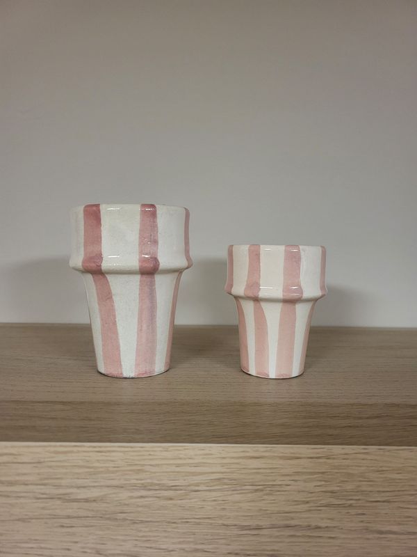 Vasos de cerámica marroquí pintados a mano