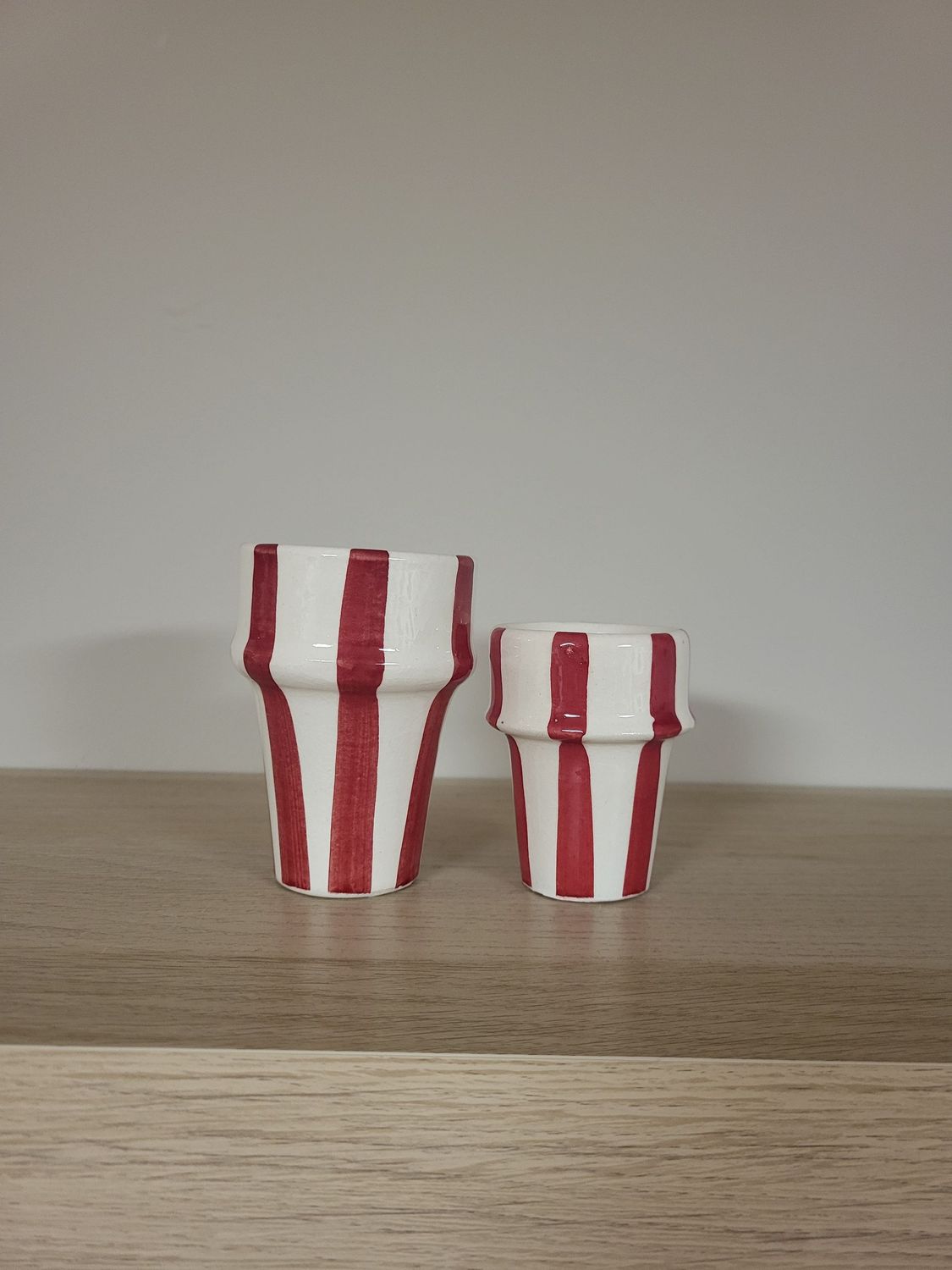 Vasos de cerámica marroquí pintados a mano Vasos de cerámica marroquí pintados a mano