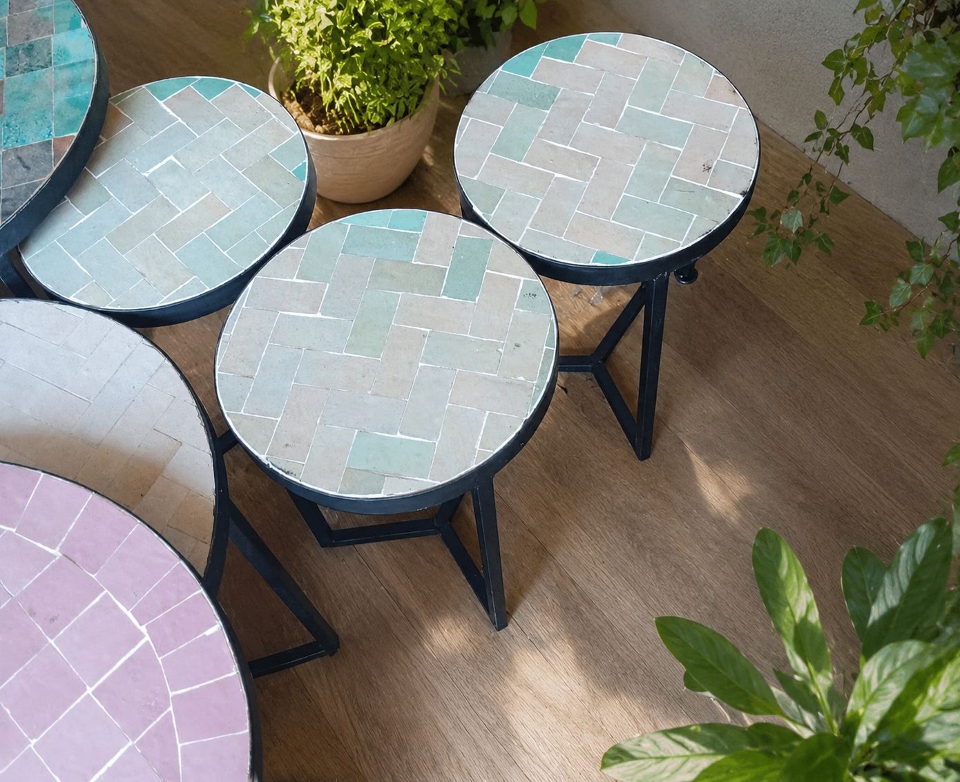 Mesa Zellige azul celeste desde
