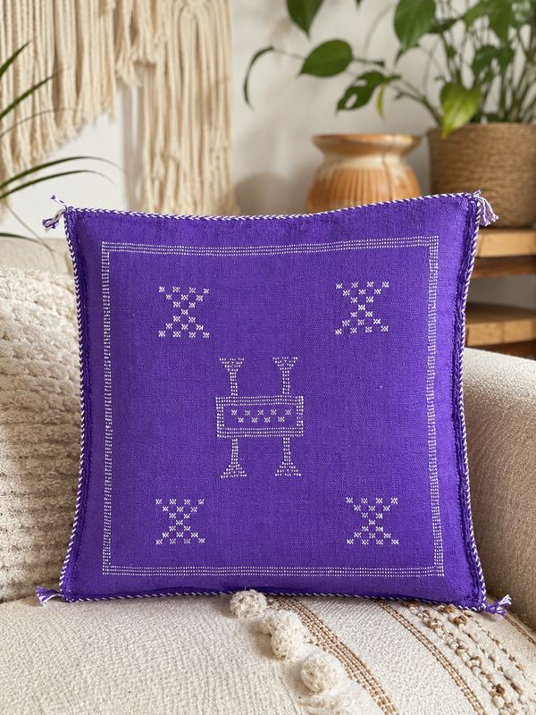 Cojín Sabra Charkia Morado