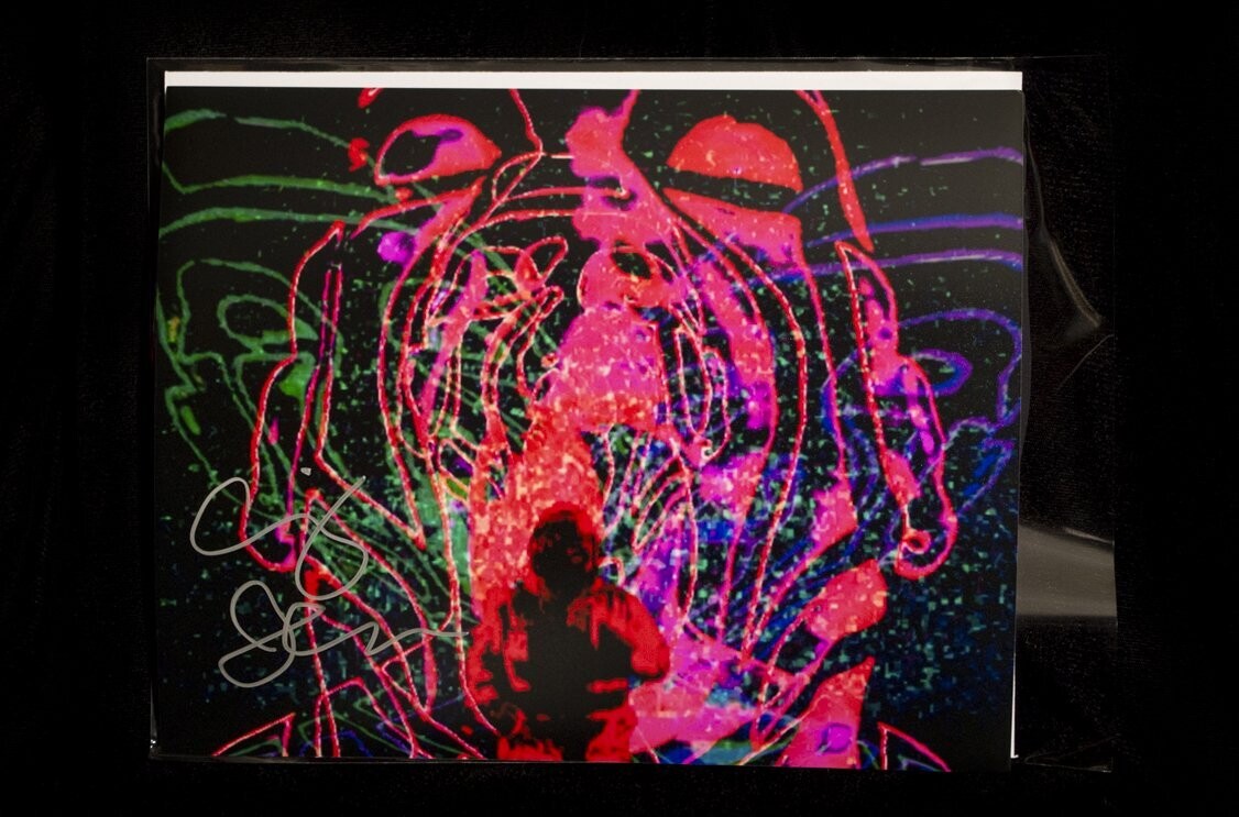 ELLIOT 8x10 &quot;Face Chase&quot; Signed Still