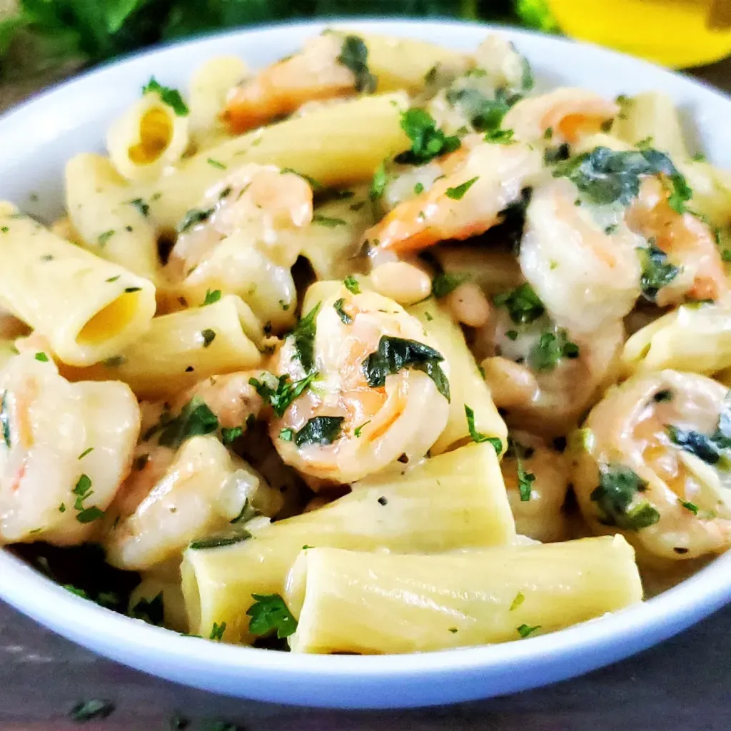 Cacio de pepe Rigatoni with Shrimp