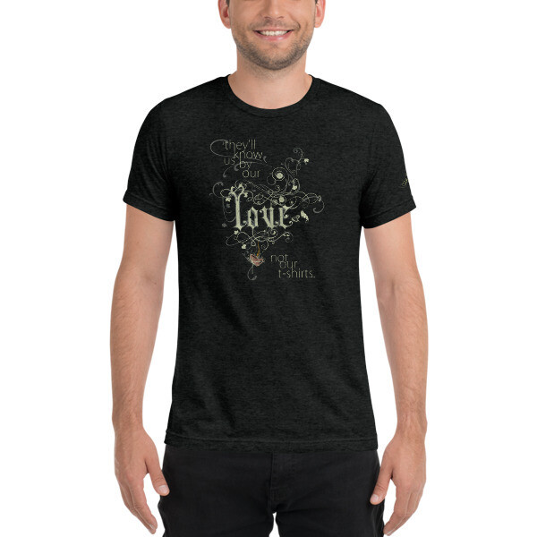 LOVE Short sleeve t-shirt