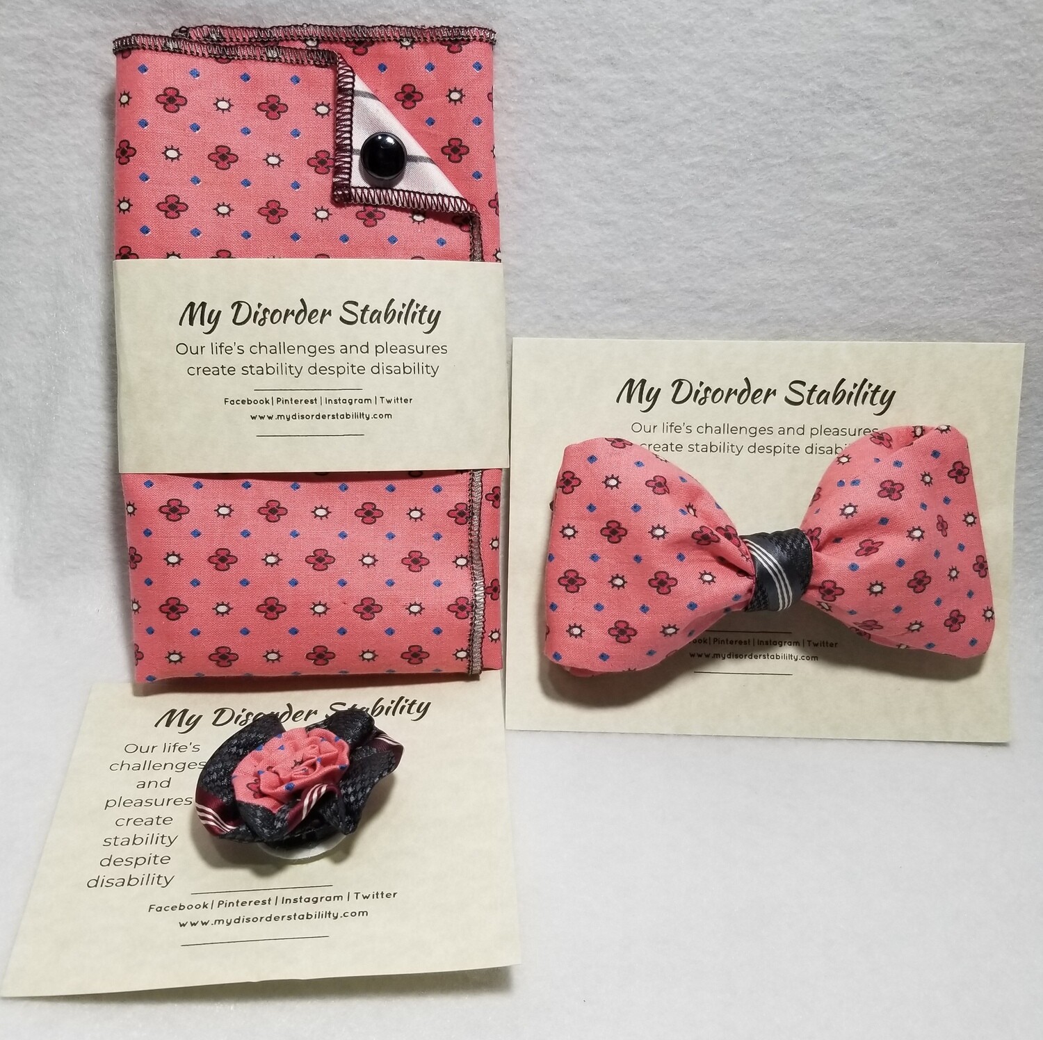 Box Set : Bow Tie, Pocket Square, Rosette Lapel Pin