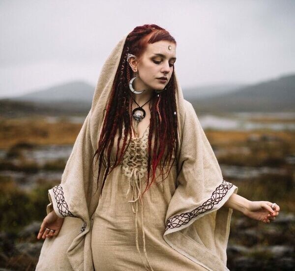 Ouskar pagan Store
