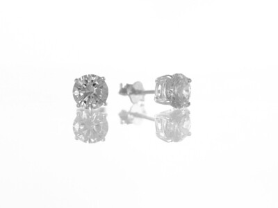 Silver Round Cubic Zirconia Stud Earrings Silver Round Cubic Zirconia Stud Earrings