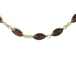 9ct Gold Garnet Bracelet 7.5 9ct Gold Garnet Bracelet 7.5
