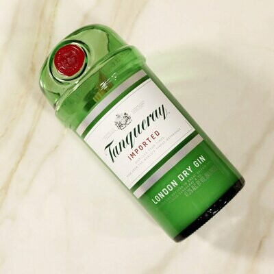 Tanqueray Candle