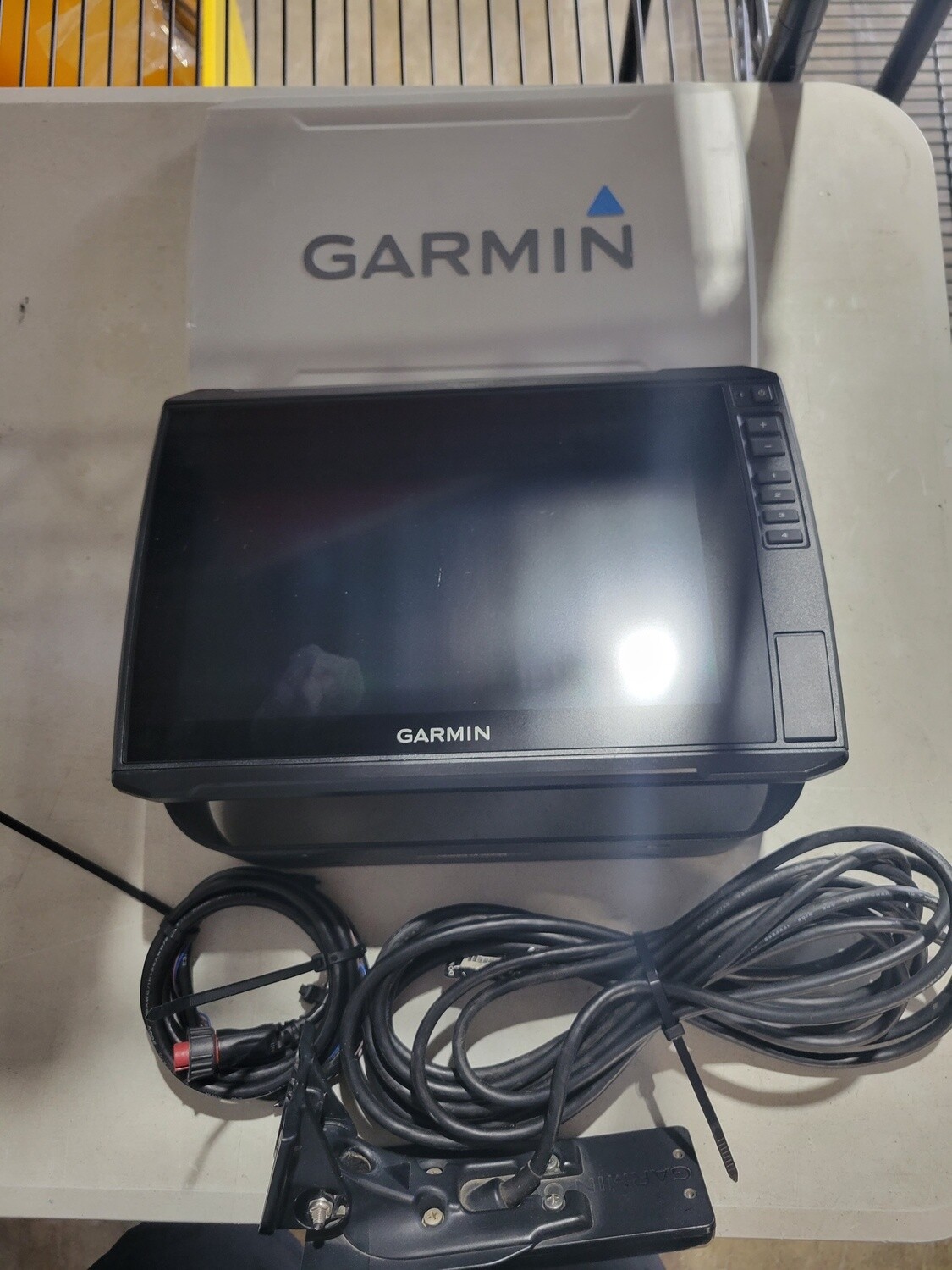 ECHOMAP Ultra 102sv with GT54UHDTM Transducer/USED