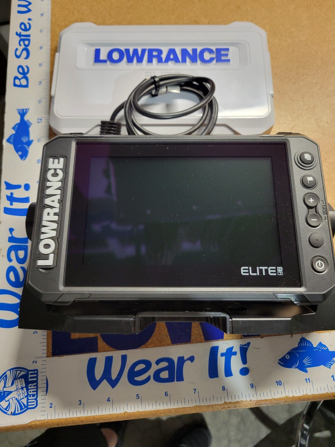 LOWRANCE ELITE FS 7 CHARTPLOTTER/FISHFINDER NO TRANSDUCER/USED UNIT