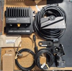 Lowrance Active Target 2 SYSTEM/ USED