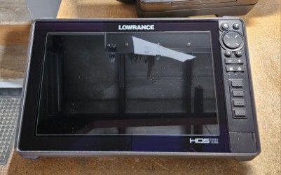 Lowrance HDS 12 live + AI 2 Transducer/ Both Used