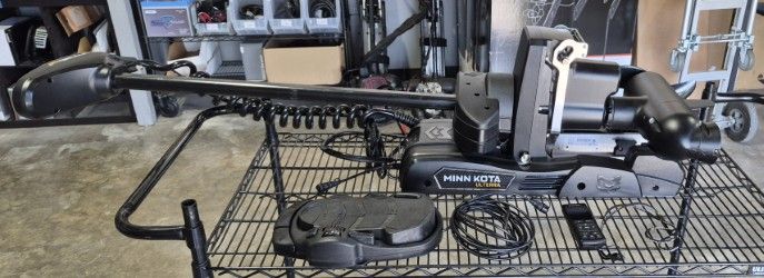 MinnKota Ulterra90/115/DSC/WR-45"/ USED *In Store Pick-up Only*