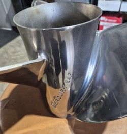 Fury (14 x 24") MERCURY RH 3 Blade Prop/Trade In