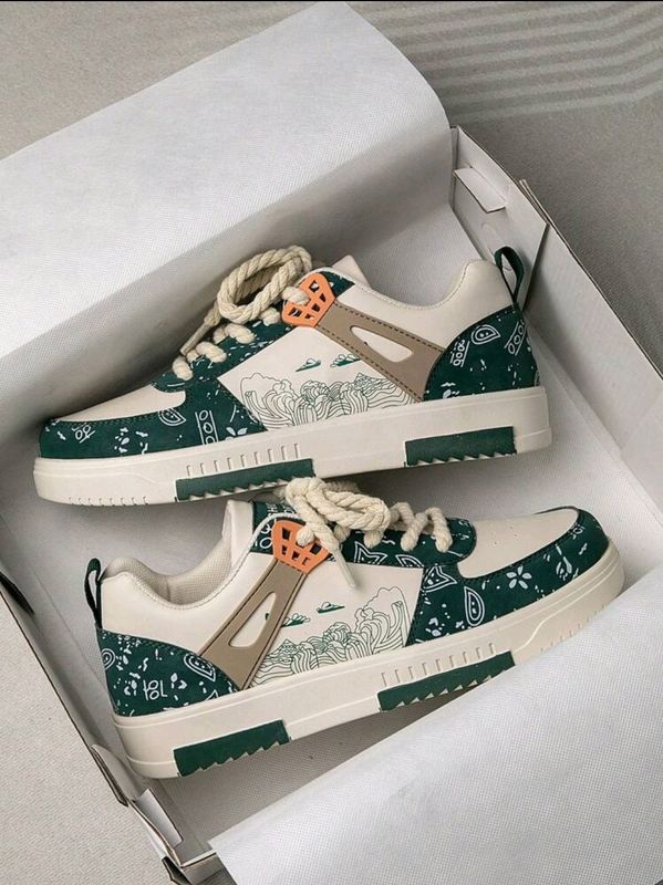 Men&#39;s Multi-Color Skate Sneakers - Low Top