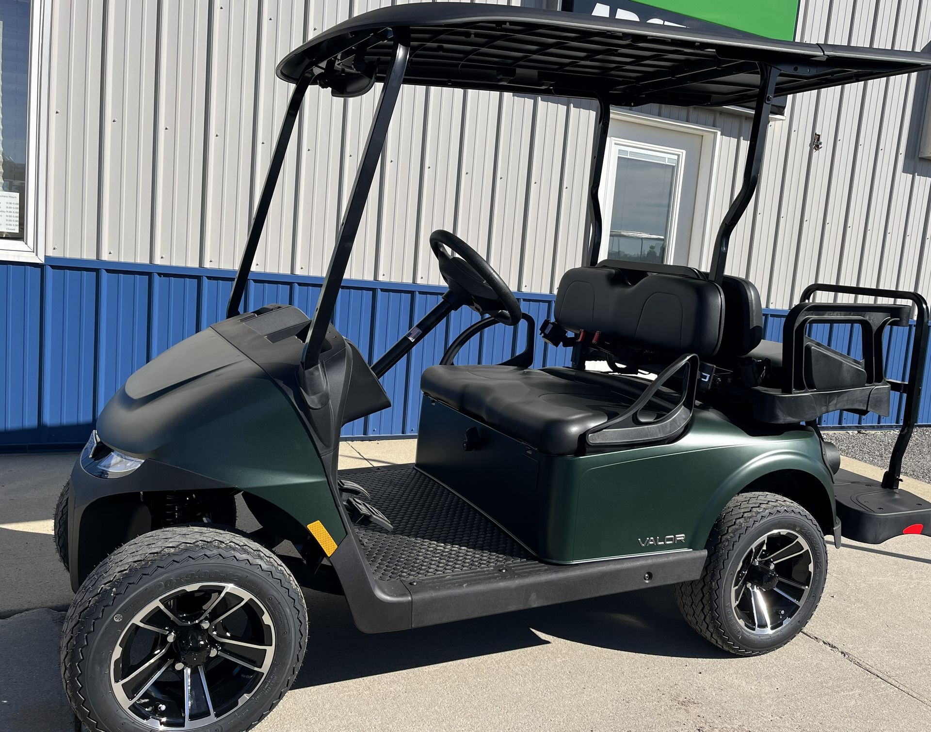 ​2026 EZGO Valor 4 passenger gas golf cart Matte Green