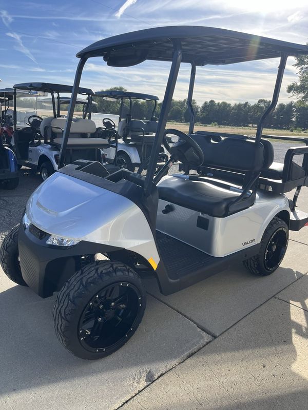 ​2026 EZGO Valor 4 passenger gas golf cart Platinum