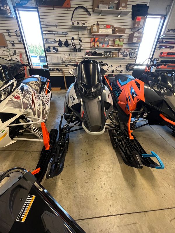 2021 Arctic Cat Riot X 8000 2021 Arctic Cat Riot X 8000