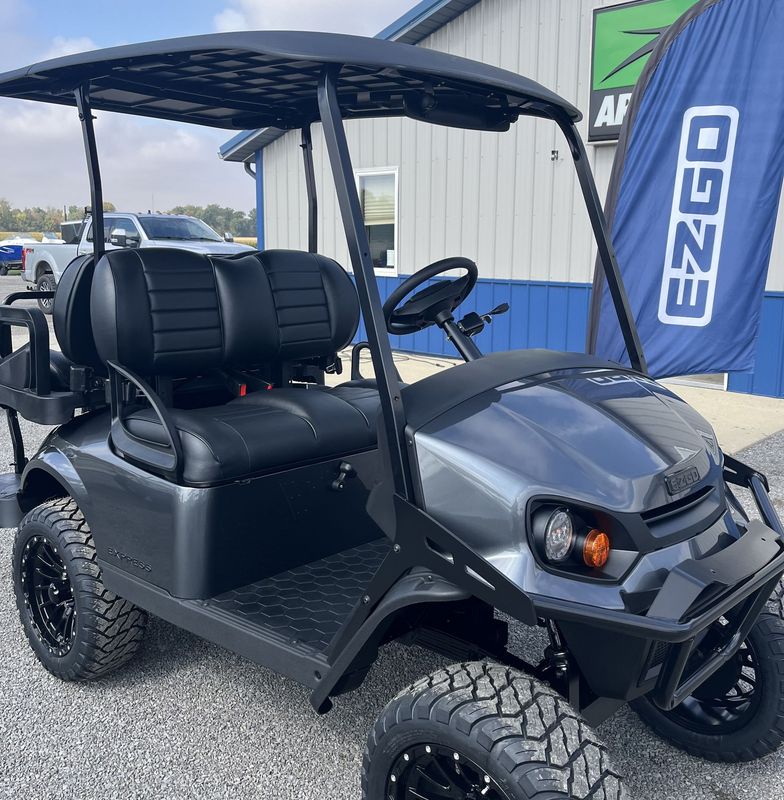 2026 E-Z-GO  Express 4 Gas EFI Metallic Charcoal