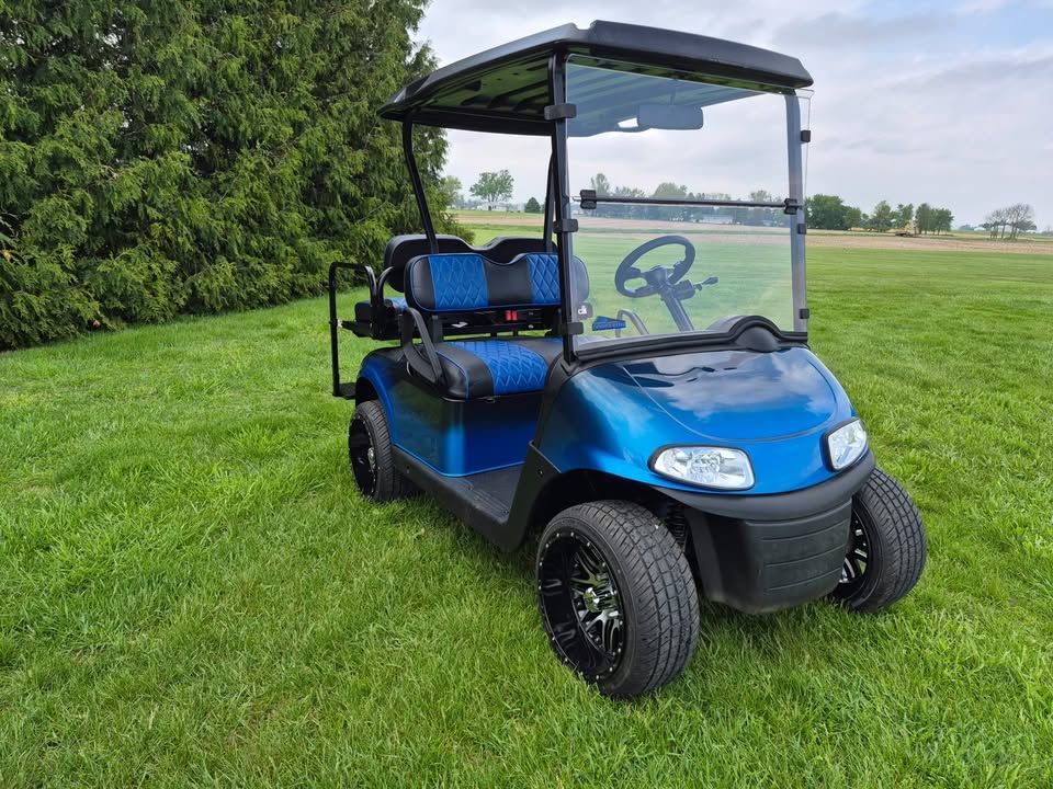 2020 E-Z-GO RXV Elite Lithium Electric Golf Cart