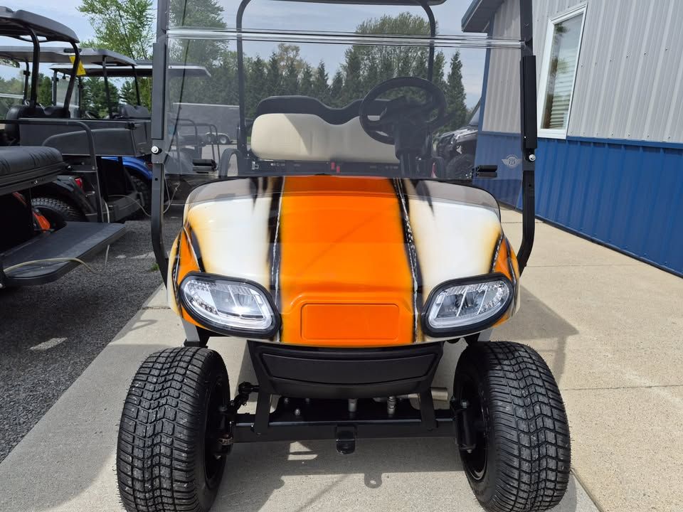 2021 E-Z-GO TXT Gas Golf Cart