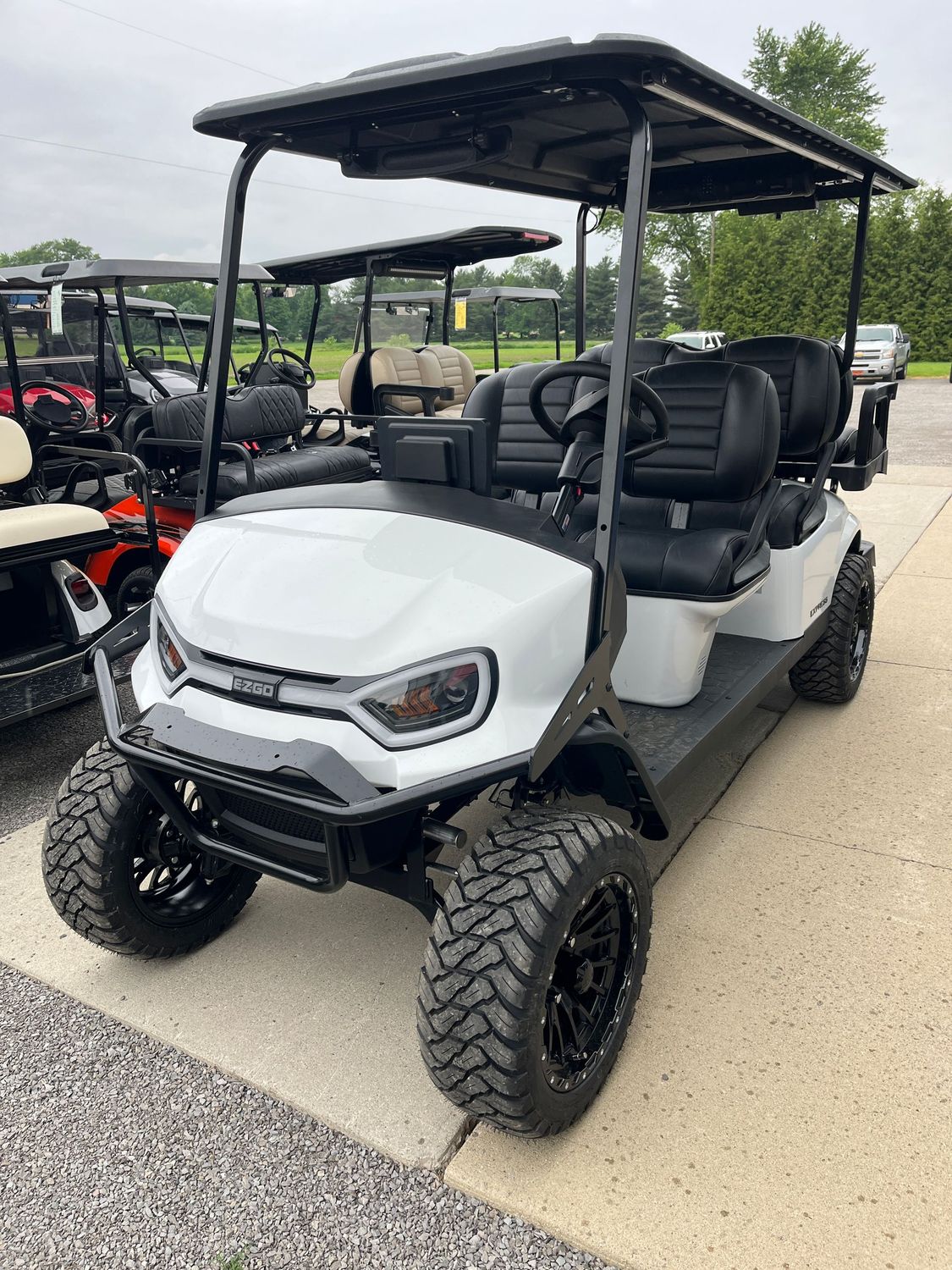 2026 E-Z-GO Express 6 Gas Summit XT Package in Bright White 2026 E-Z-GO Express 6 Gas Summit XT Package in Bright White